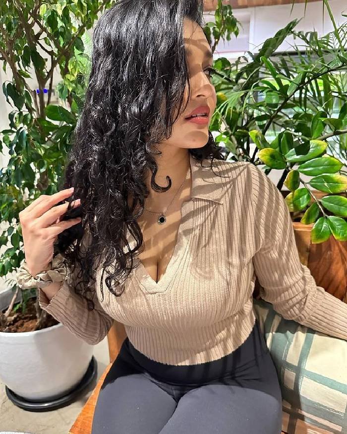 ritika singh_teluguvox 5
